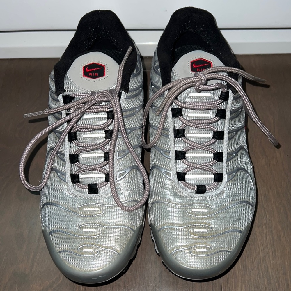 Nike Air Max Plus Silver Bullet Size 7 / Womens Size 8.5